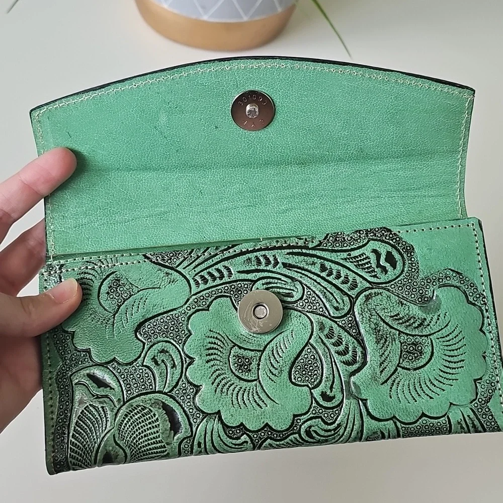 NWOT Mint Green Embossed Handtooled Western Style Floral Wallet